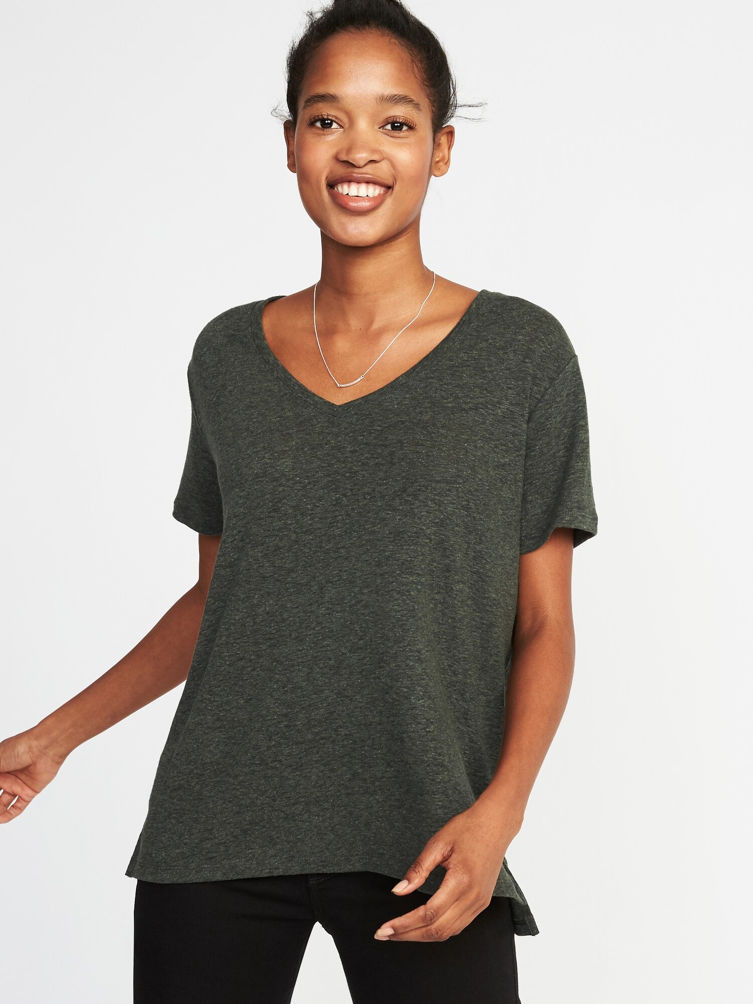Linen-Blend Boyfriend V-Neck Tee for Women | Old Navy