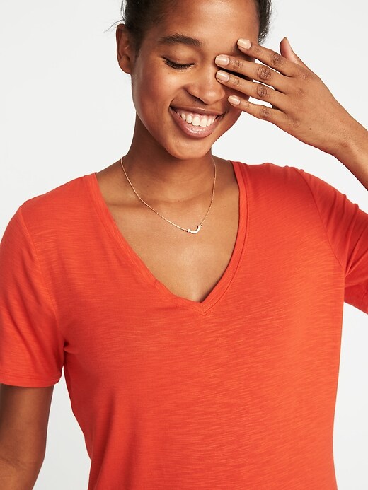 Image number 4 showing, Luxe Curved-Hem V-Neck Tee for Women
