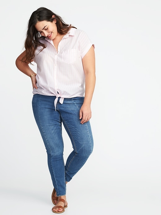 Image number 3 showing, Plus-Size No-Peek Tie-Front Top