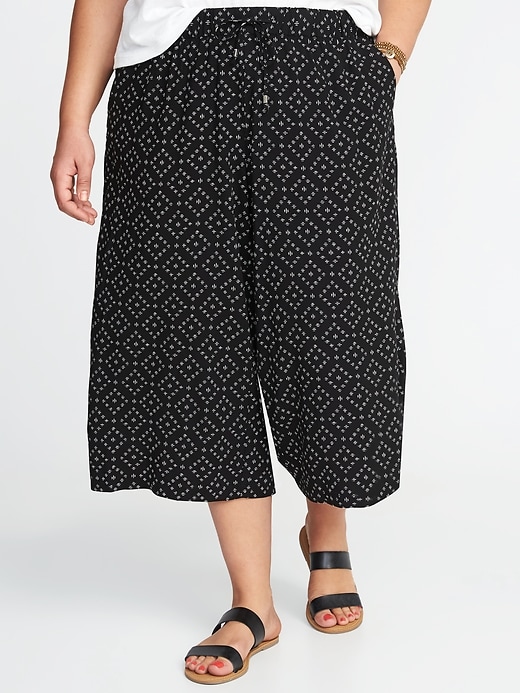 View large product image 1 of 3. Mid-Rise Plus-Size Soft Culottes