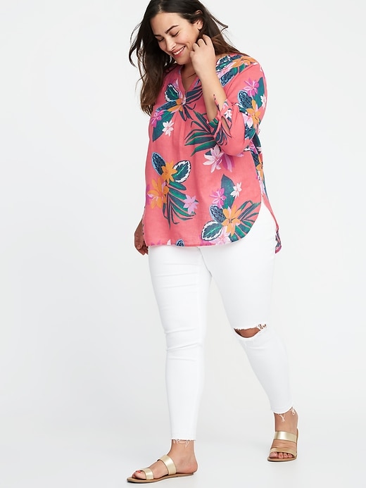Image number 3 showing, Relaxed Plus-Size Tie-Cuff Floral Top