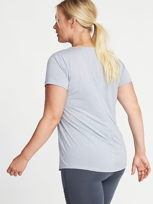 Image number 2 showing, Plus-Size Semi-Fitted Performance Top
