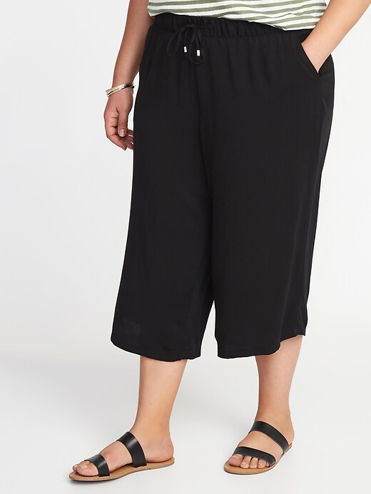 View large product image 1 of 3. Mid-Rise Plus-Size Pull-On Soft Culottes