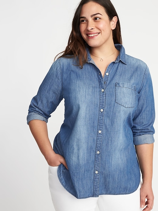 Image number 1 showing, Chambray Plus-Size Classic No-Peek Shirt