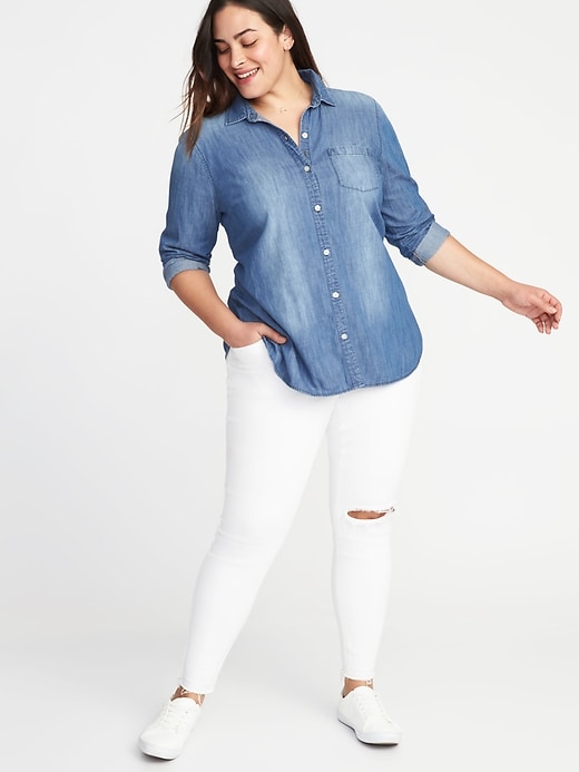 Image number 3 showing, Chambray Plus-Size Classic No-Peek Shirt