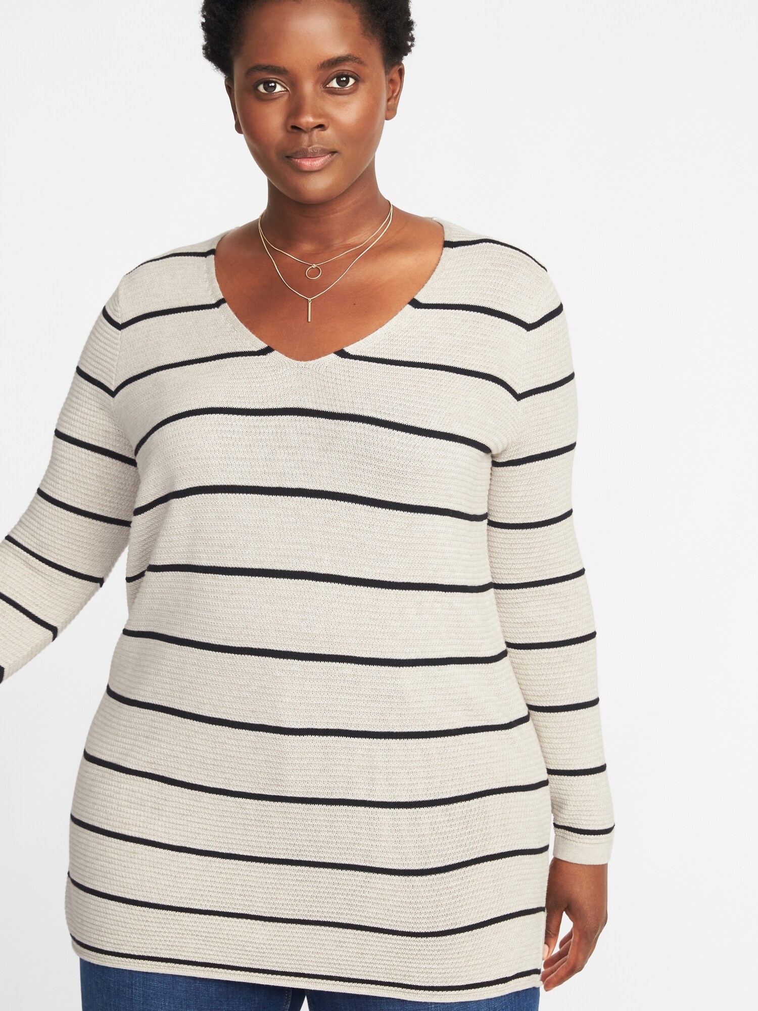 Textured V-Neck Plus-Size Tunic Sweater | Old Navy