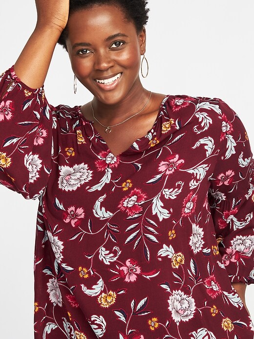 Image number 4 showing, Relaxed Plus-Size Shirred Blouse