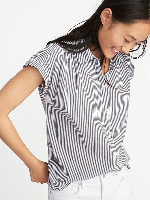 Image number 4 showing, Relaxed Lightweight Cap-Sleeve Shirt for Women