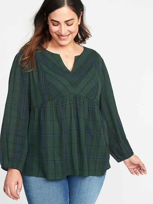 Image number 1 showing, Relaxed Plus-Size Plaid Crepe Top