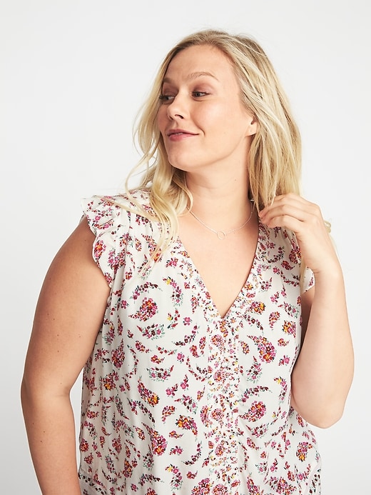 Image number 4 showing, Plus-Size Ruffle-Trim Floral Top