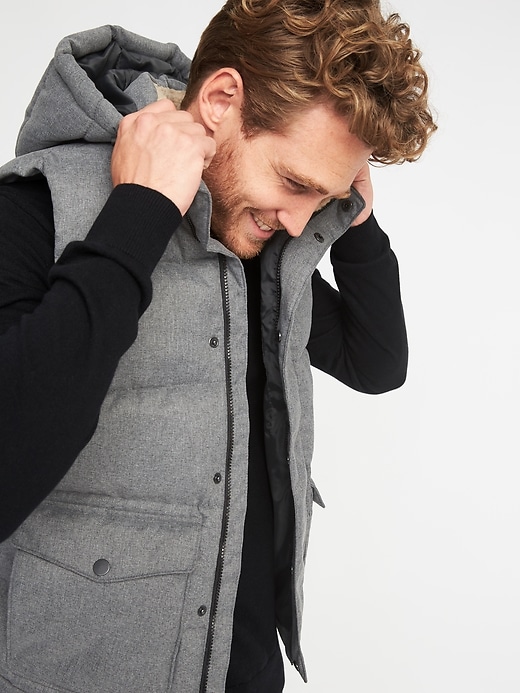 Image number 4 showing, Detachable-Hood Frost-Free Puffer Vest