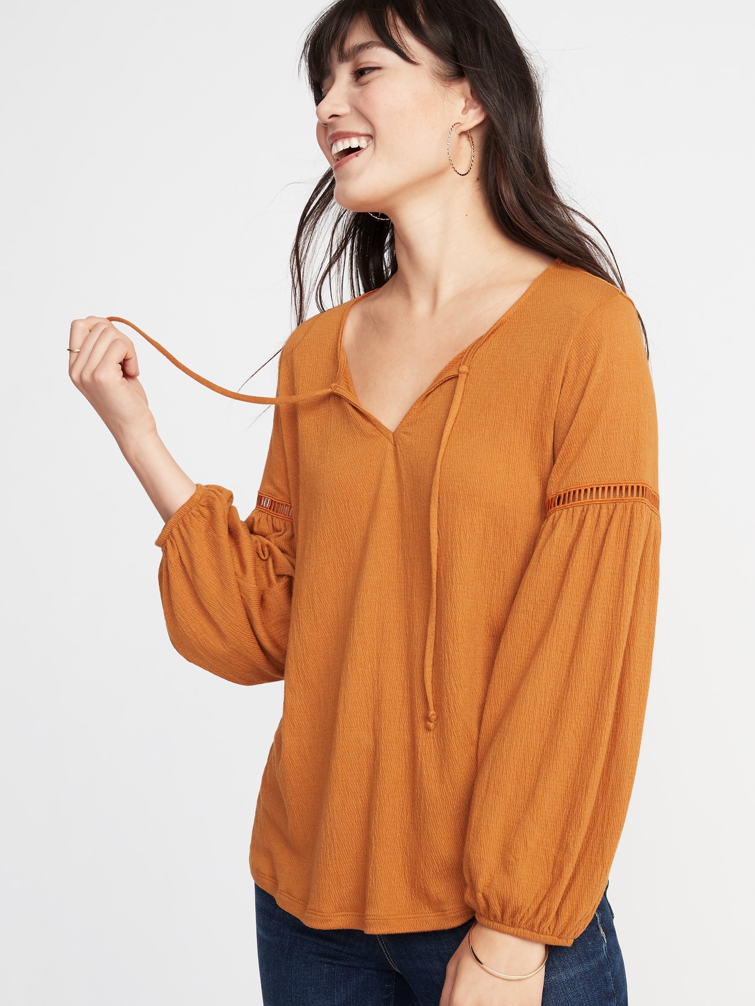 Relaxed Tie-Neck Peasant Top for Women
