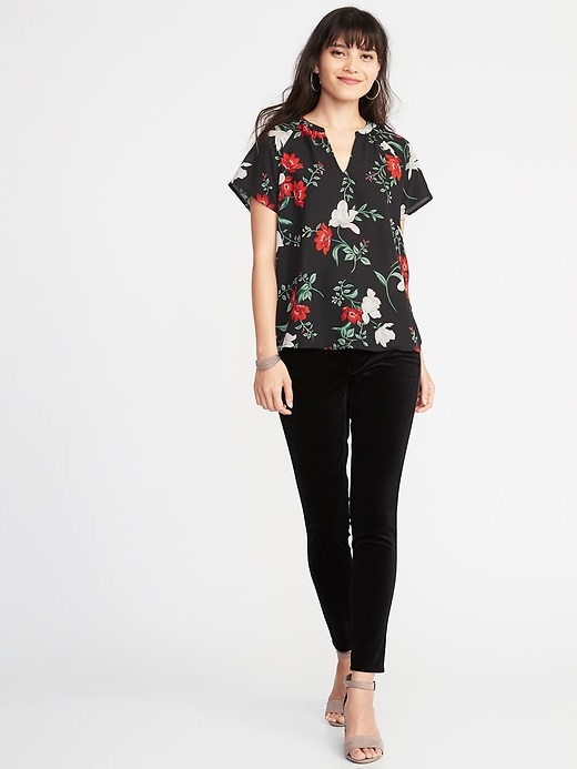 Image number 3 showing, Relaxed Split-Neck Georgette Blouse for Women