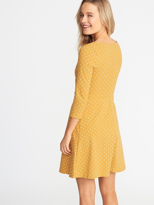 Fit & Flare 3/4-Sleeve Jersey Dress for Women | Old Navy
