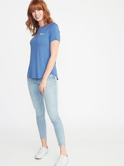 Image number 3 showing, Luxe Curved-Hem Graphic Tee for Women