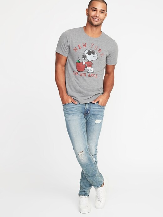 Image number 3 showing, Peanuts&#174 Snoopy "New York The Big Apple" Tee