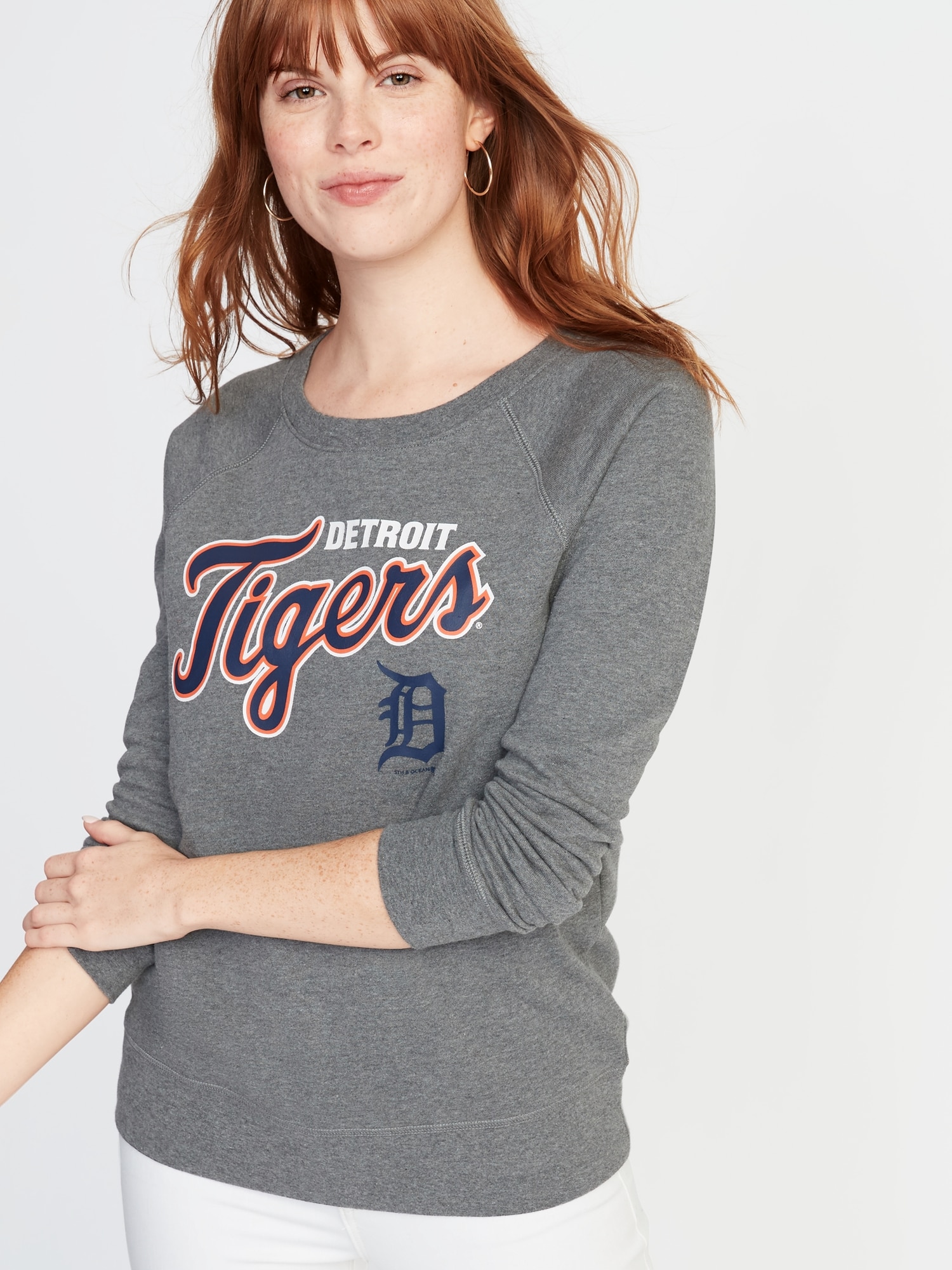 Los Angeles Dodgers Women's Big Logo Crew Neck Pullover Sweater