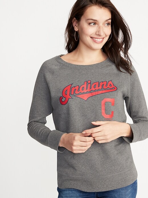View large product image 1 of 1. MLB&#174 Logo-Graphic Raglan Sweatshirt for Women