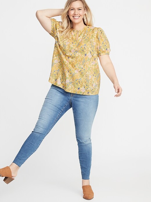 Image number 3 showing, Floral Twill Plus-Size Puff-Sleeve Blouse