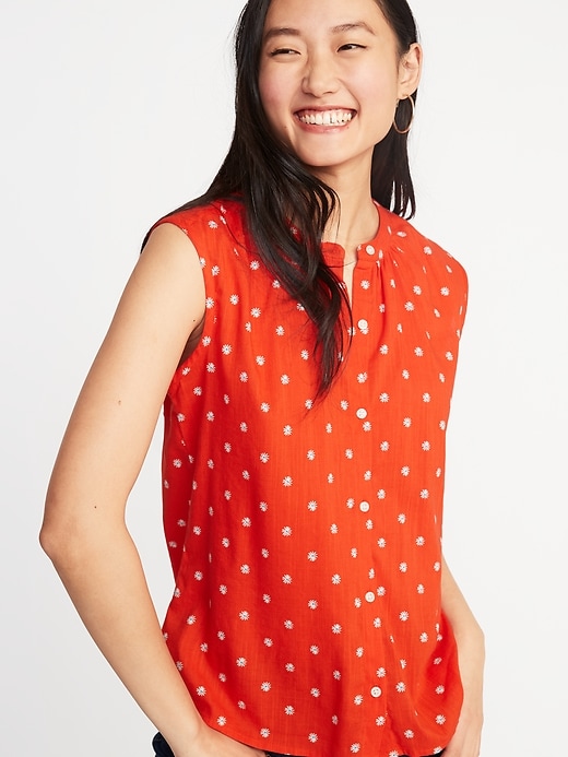 View large product image 1 of 1. Sleeveless Button-Front Cocoon Top for Women