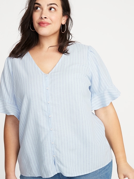 Image number 4 showing, Button-Front V-Neck Plus-Size Top