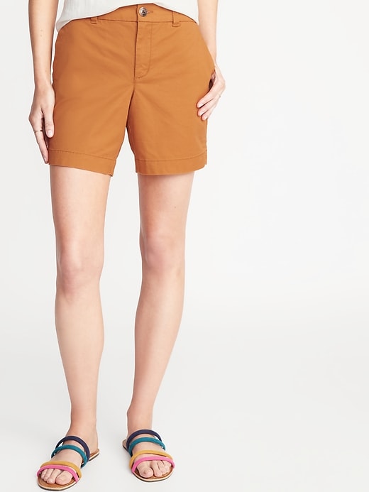 View large product image 1 of 1. Mid-Rise Twill Everyday Shorts for Women - 7-inch inseam