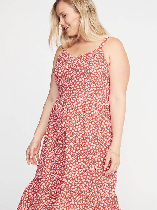 Image number 4 showing, Daisy-Print Fit & Flare Plus-Size Cami Midi Dress
