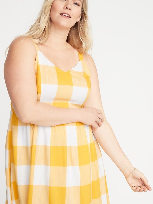 Image number 4 showing, Gingham Fit & Flare Plus-Size Cami Midi Dress