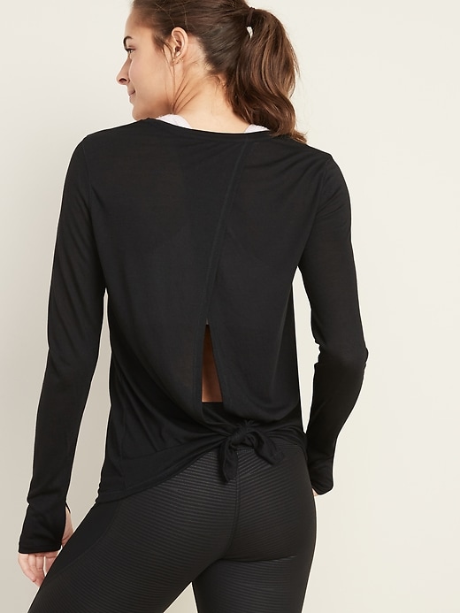 View large product image 1 of 1. Relaxed Lightweight Fly-Away Performance Top for Women