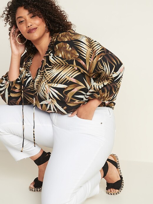 Image number 4 showing, Plus-Size Tie-Neck Printed Swing Blouse
