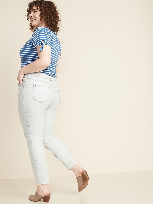 Image number 2 showing, High-Waisted Secret-Slim Pockets + Waistband Plus-Size Rockstar Super Skinny Frayed-Hem Jeans