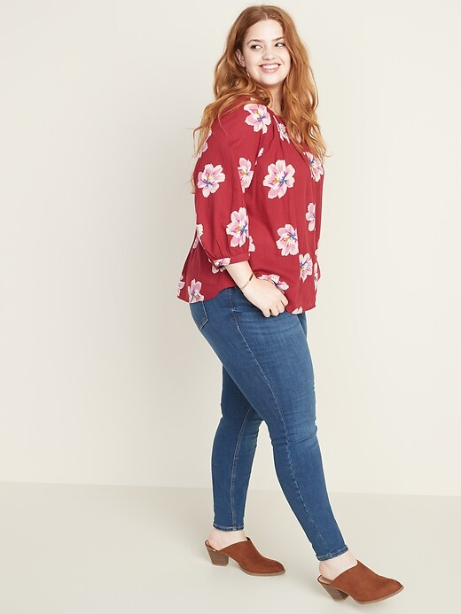 Image number 3 showing, Floral-Print No-Peek Plus-Size Gauze Shirt