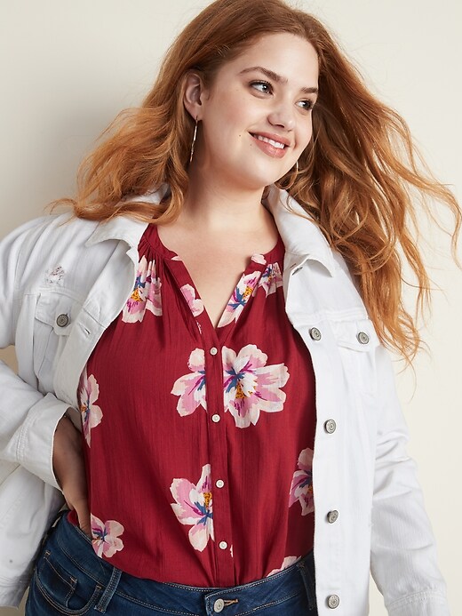 Image number 4 showing, Floral-Print No-Peek Plus-Size Gauze Shirt