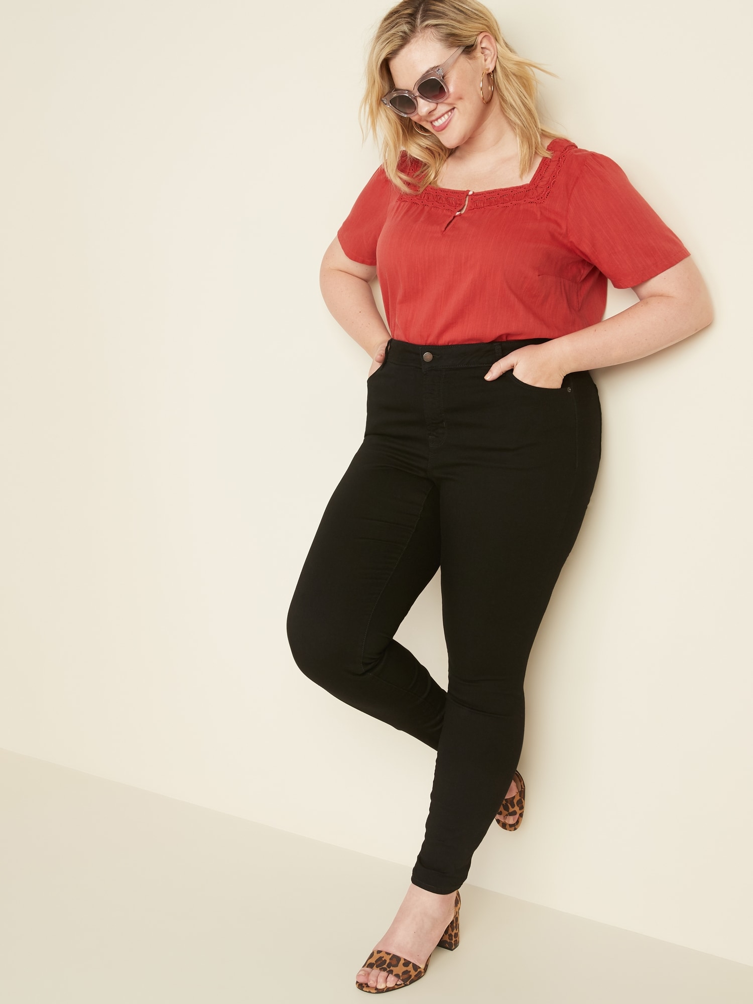 old navy black high waisted jeans