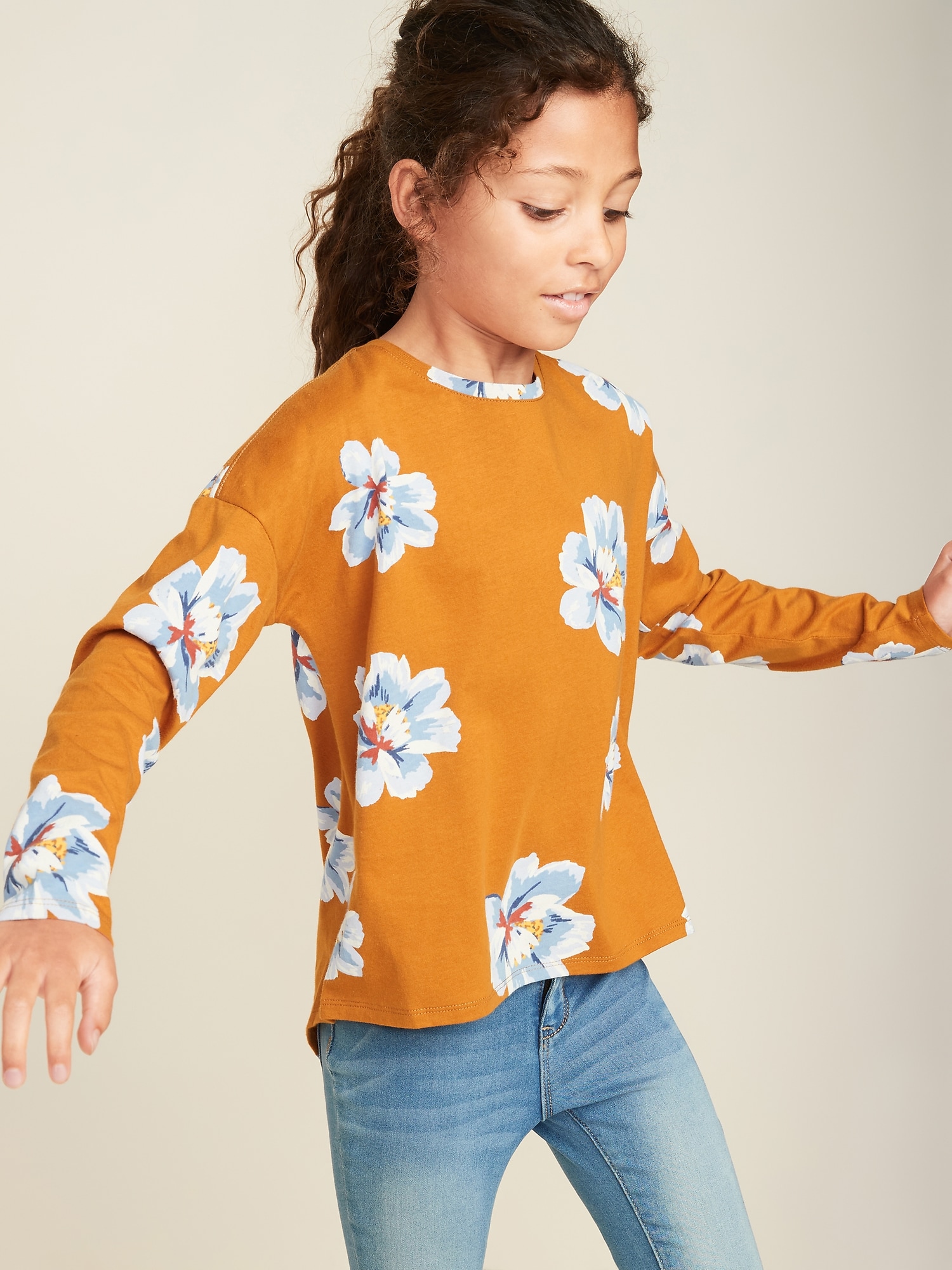 Printed Softest Long-Sleeve Crew-Neck Tee For Girls | Old Navy