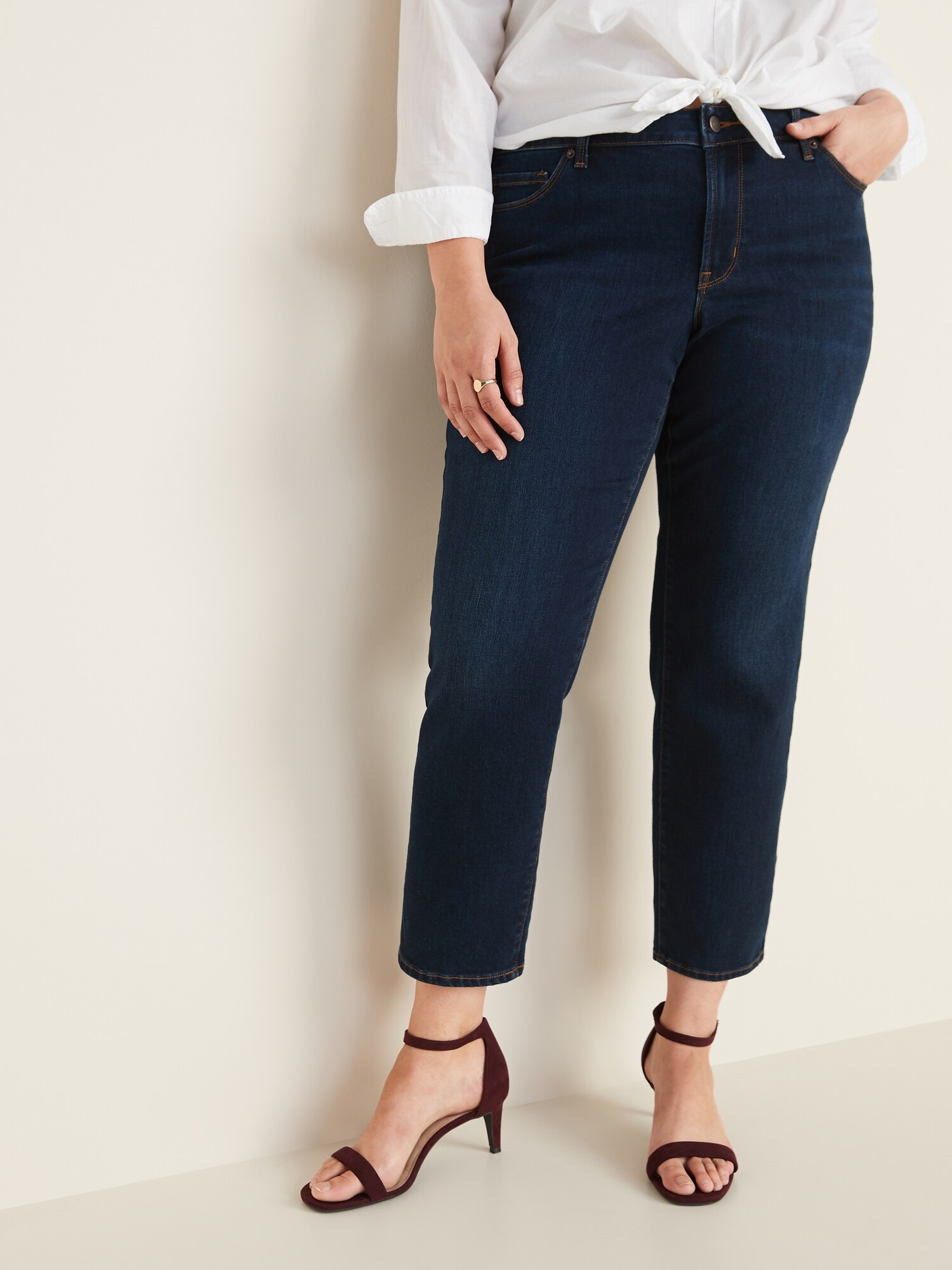 old navy mid rise curvy straight jeans