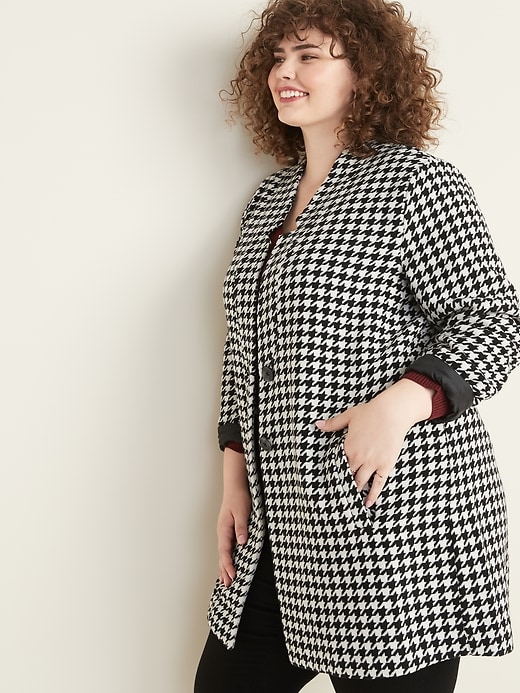 Image number 4 showing, Plus-Size Textured Houndstooth Coat