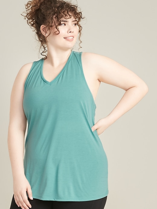 Image number 2 showing, Lightweight Twist-Back Plus-Size Performance Tank