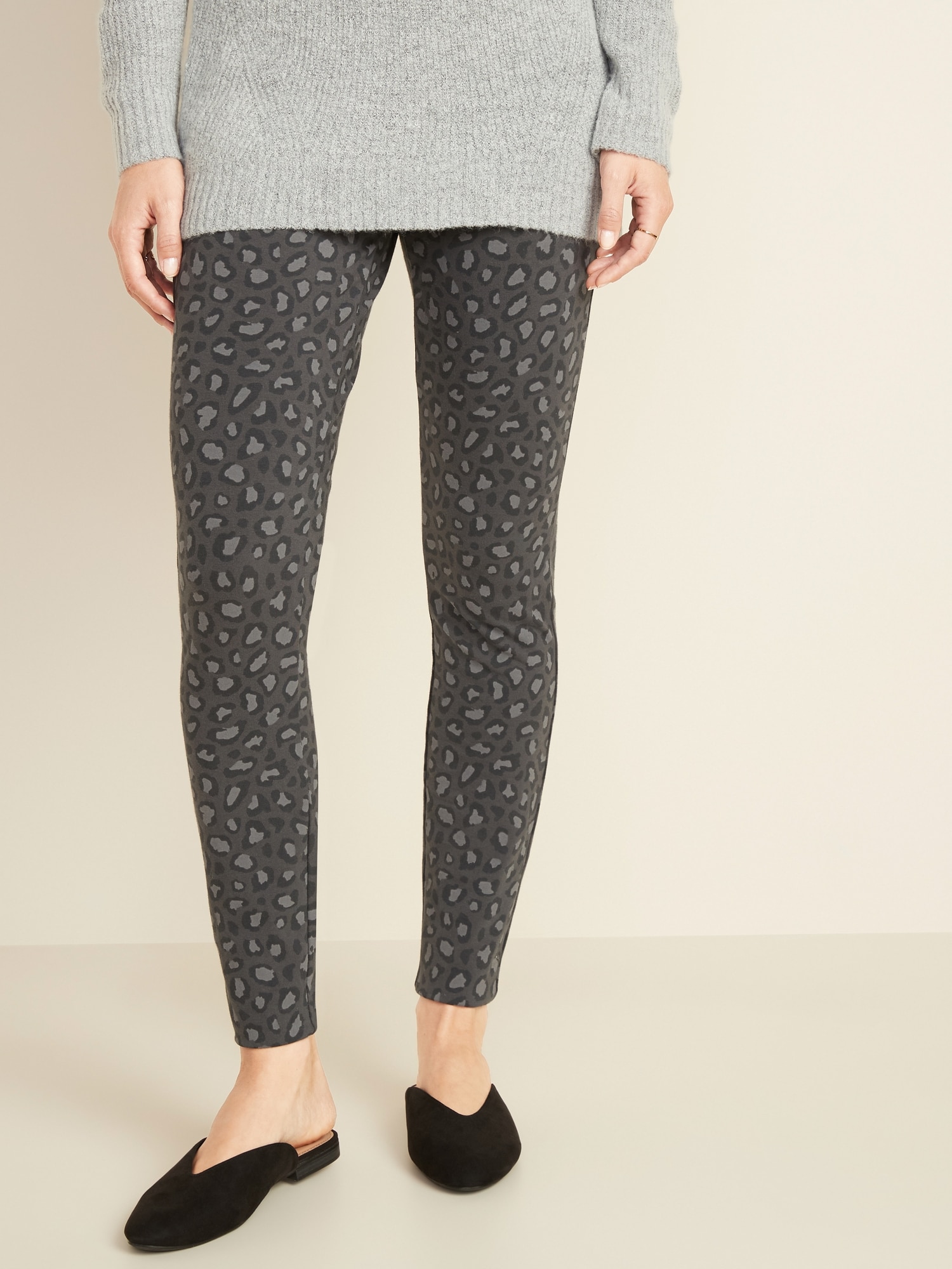 Old Navy Mid-Rise Printed Jersey Leggings for Women - 285352403000