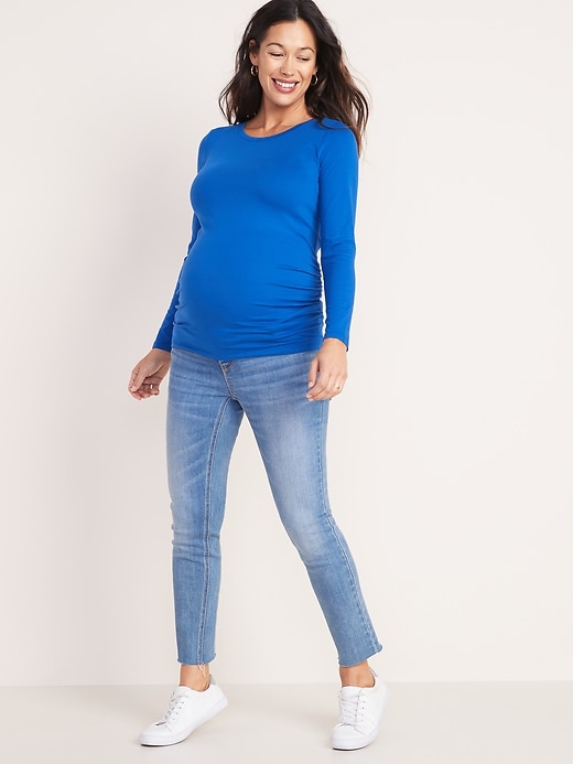 Image number 3 showing, Maternity Fitted Crew-Neck Tee