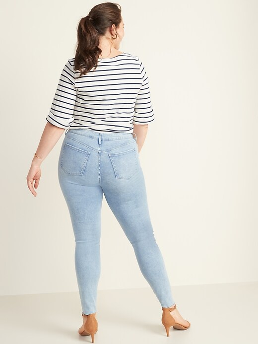 Image number 7 showing, Mid-Rise Acid-Wash Raw-Edge Rockstar Jeans for Women