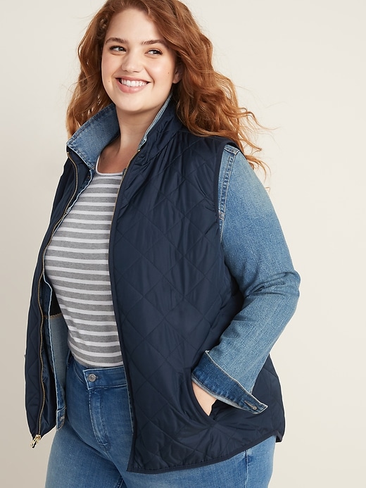 Lightweight Diamond Quilted Plus Size Zip Vest