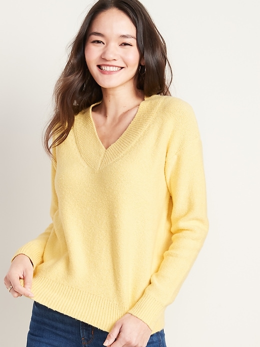 Image number 1 showing, Cozy Bouclé V-Neck Sweater for Women