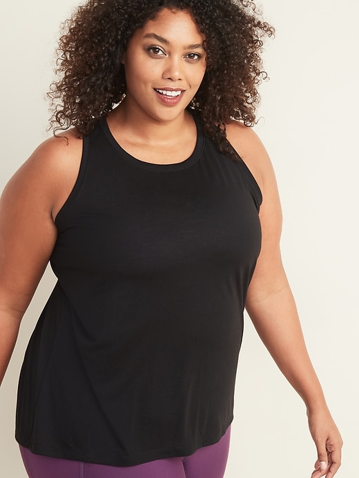 Plus-Size Pleated-Back Performance Swing Tank | Old Navy