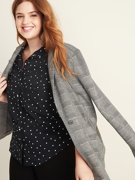 Image number 4 showing, Patterned No-Peek Plus-Size Stretch Shirt for Women