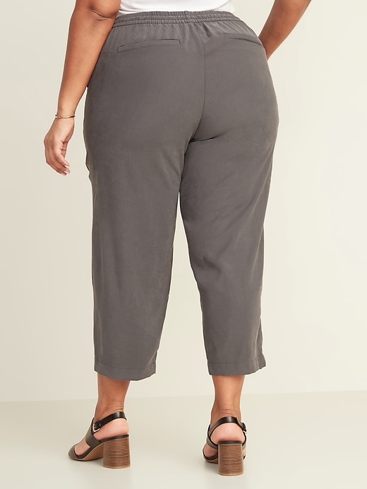 Mid-Rise Plus-Size Pull-On Soft Cropped Utility Pants | Old Navy