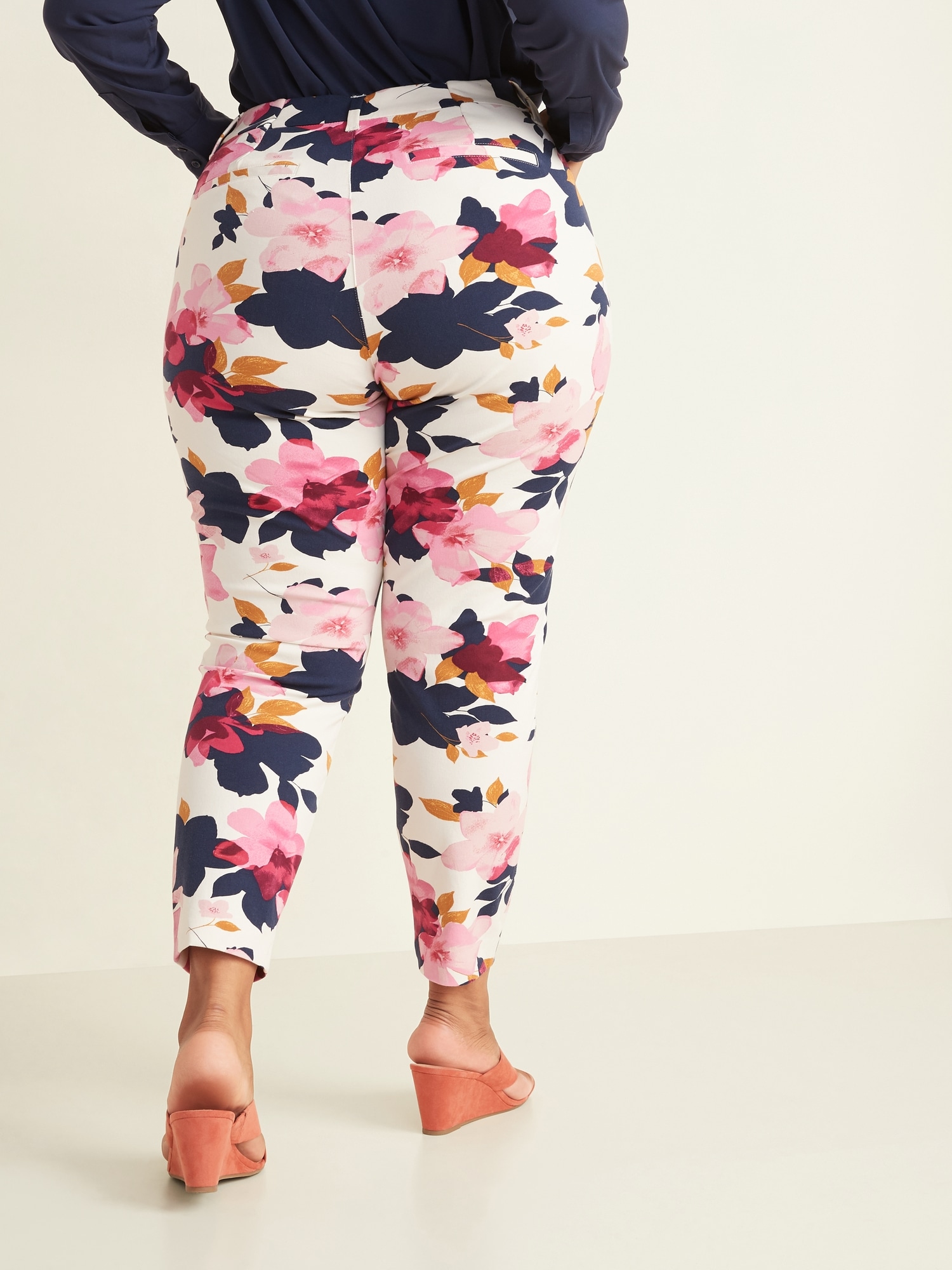 High-Waisted Secret-Slim Pockets Plus-Size Pixie Ankle Pants | Old Navy