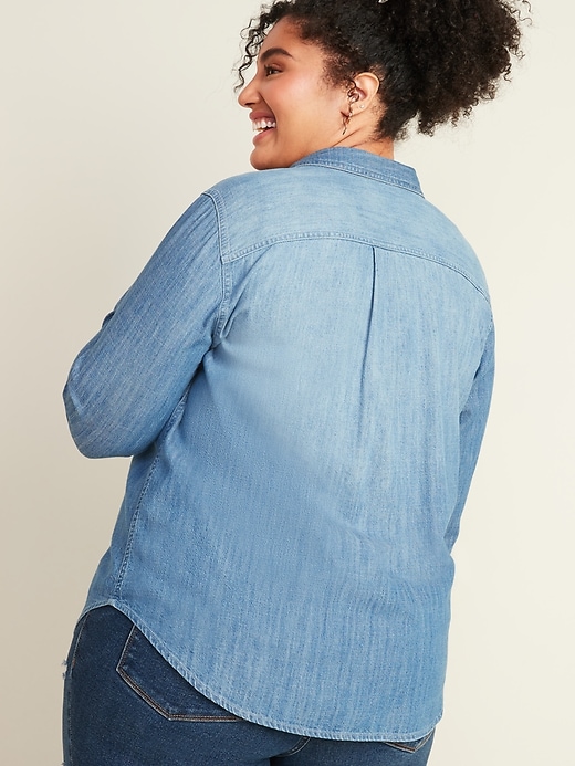Image number 2 showing, Classic No-Peek Chambray Plus-Size Shirt