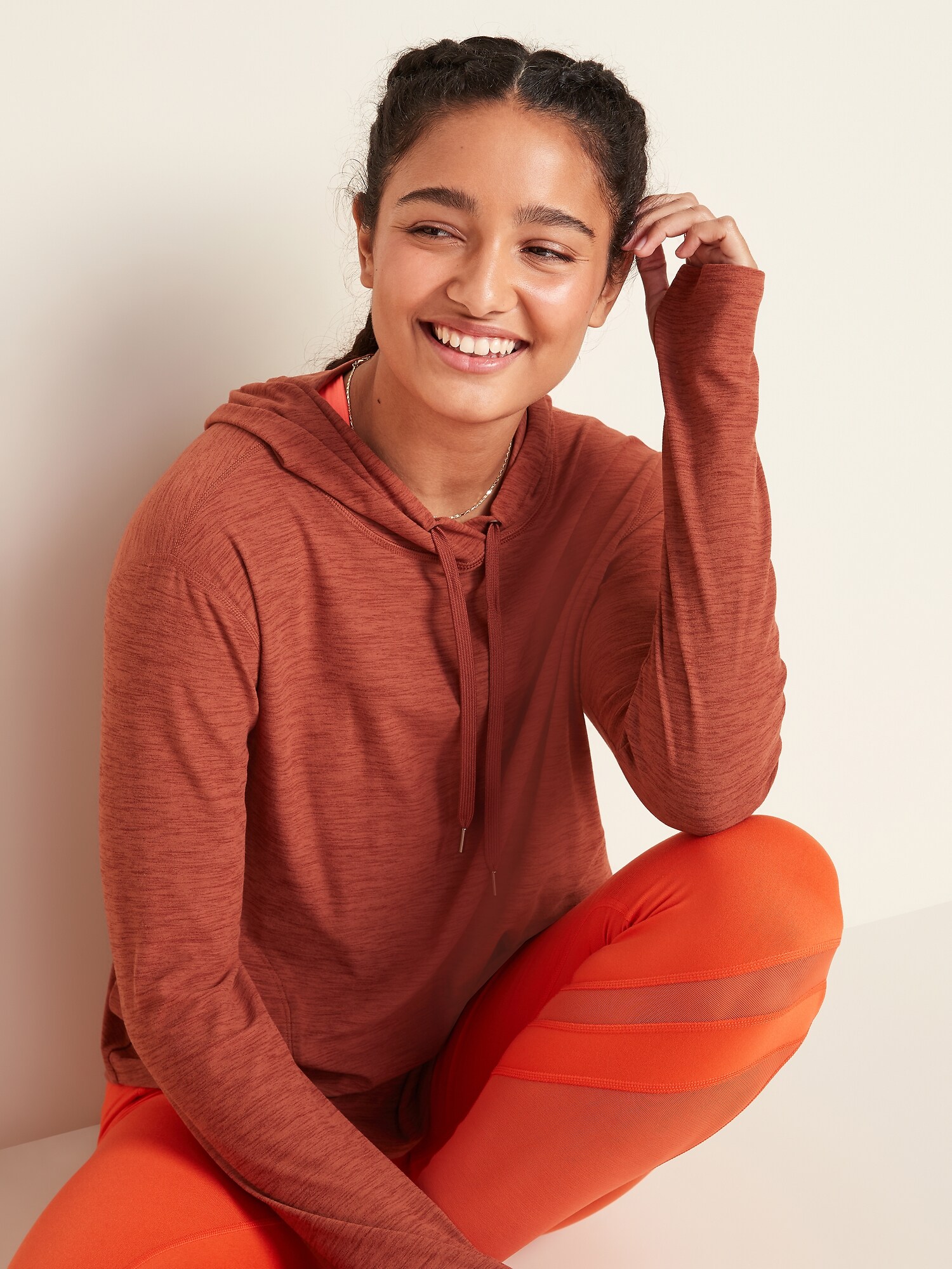 https://oldnavy.gap.com/webcontent/0019/106/708/cn19106708.jpg