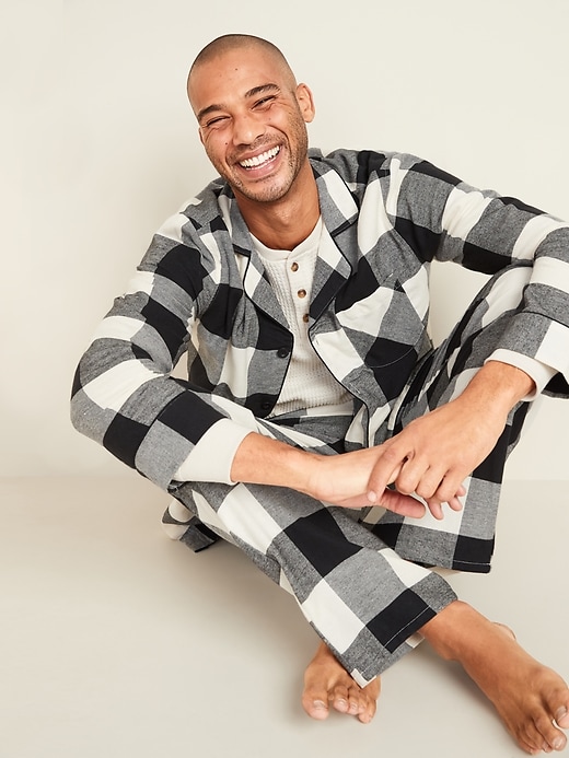 Old Navy Plaid Flannel Pajama Set for Men. 1